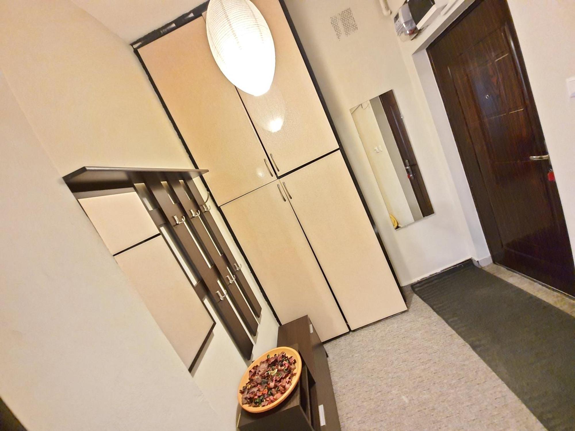 Global Downtown Apartments - Universitate - Calea Victoriei ブカレスト エクステリア 写真